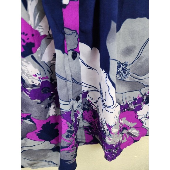 Jon & Anna Womens L Blue Floral Sleeveless Button Up Blouse - Picture 2 of 5